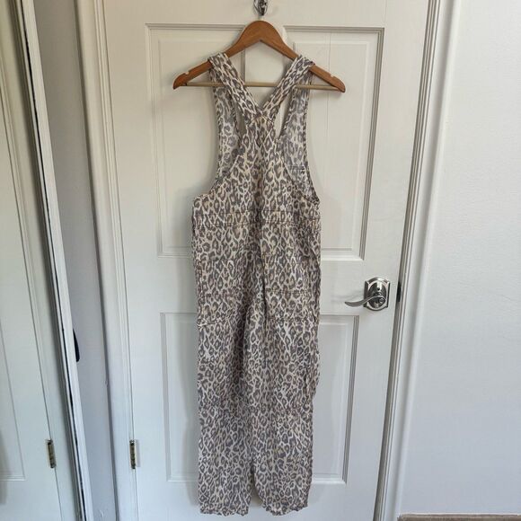 Urban Outfitters Camille Cotton Printed Overalls in Leopard Cheetah - Picture 6 of 9